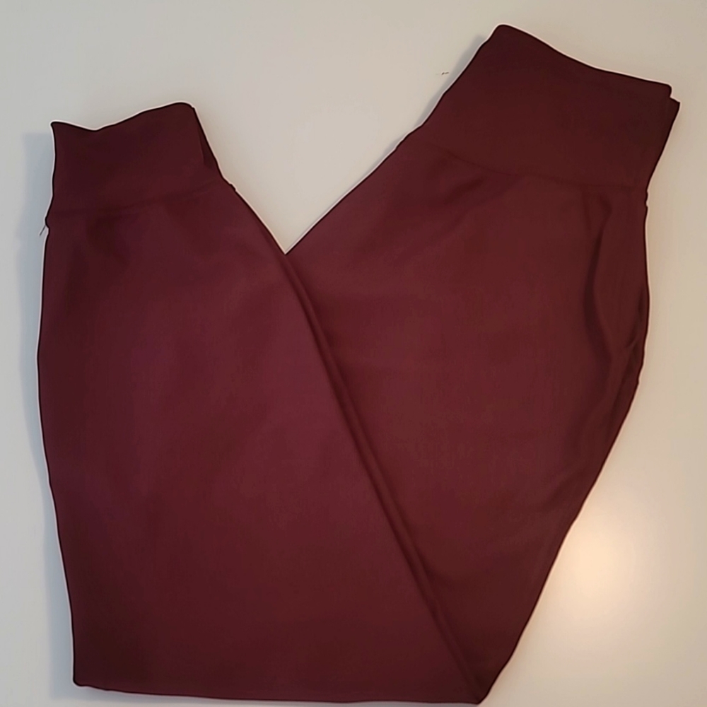 Old Navy Powersoft Joggers Size M